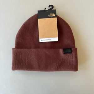 The North Face Brooklandia Beanie, Dark Oak, NWT